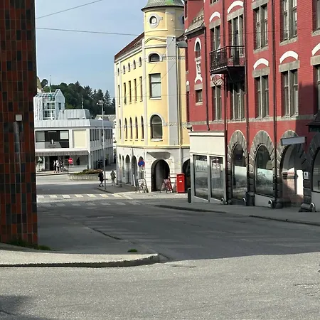 Center - Modern 80-m2 Flat With 3 Bedrooms Apartment Alesund