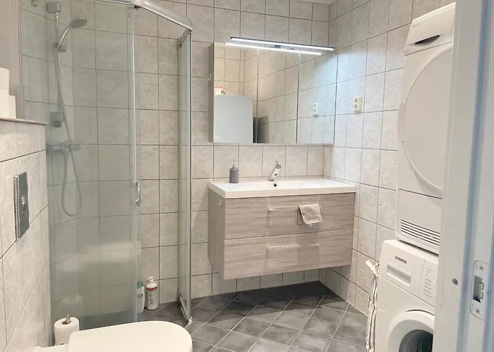 Center - Modern 80-m2 Flat With 3 Bedrooms