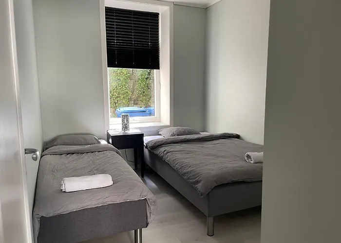 Center - Modern 80-m2 Flat With 3 Bedrooms Lejlighed