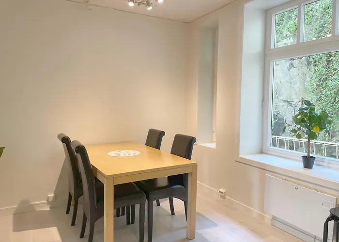 Center - Modern 80-m2 Flat With 3 Bedrooms Lejlighed *